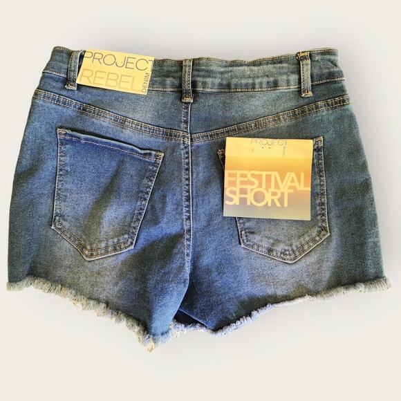 Project Rebel Denim Juniors Stretch Festival Raw Hem Rhinestoned Shorts Sz 7 - Picture 2 of 7